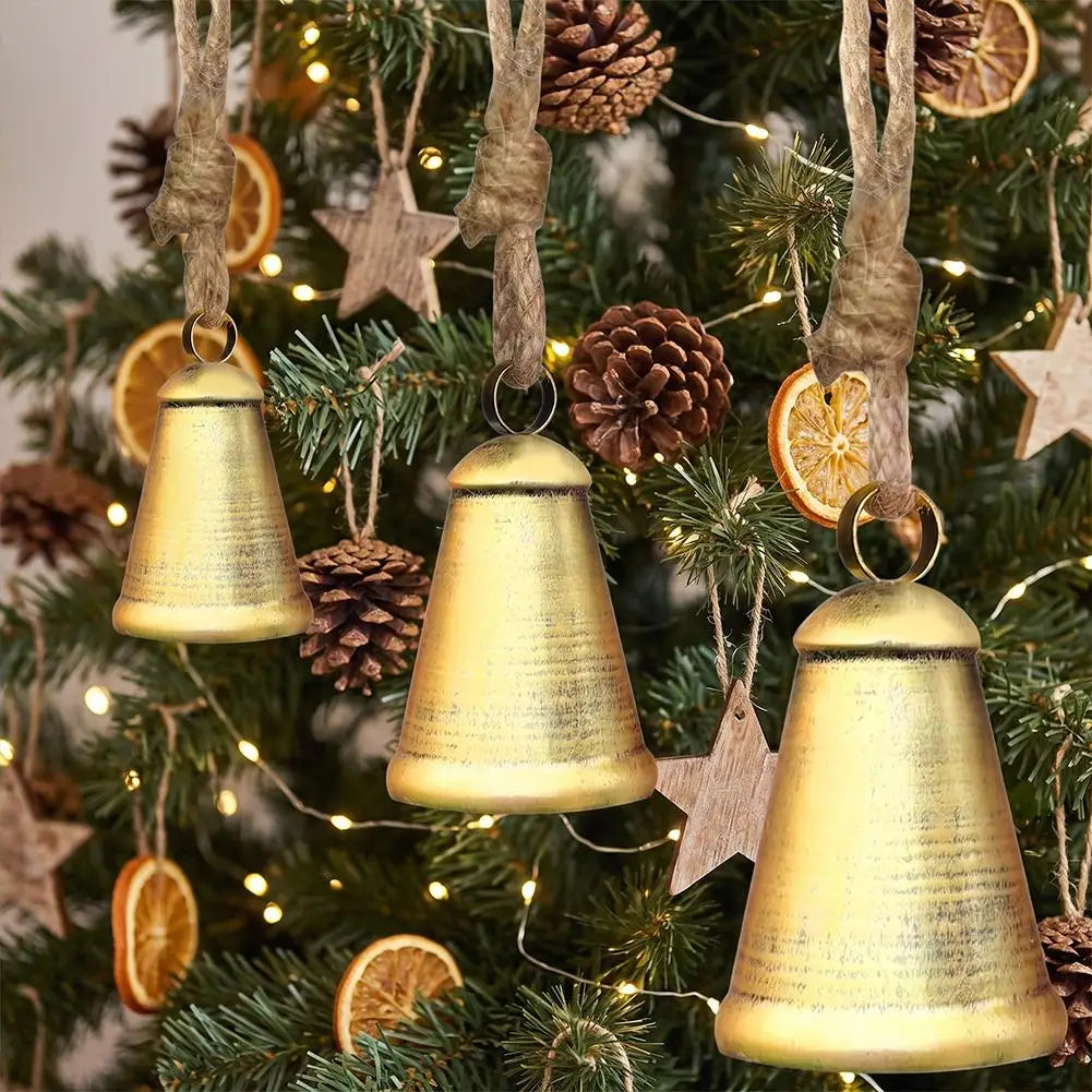 Vintage Christmas Bell Set 3Pcs Rustic Metal Hanging Bells Jute Rope Pendant for Front Door Tree Fireplace Farmhouse Decor Quake