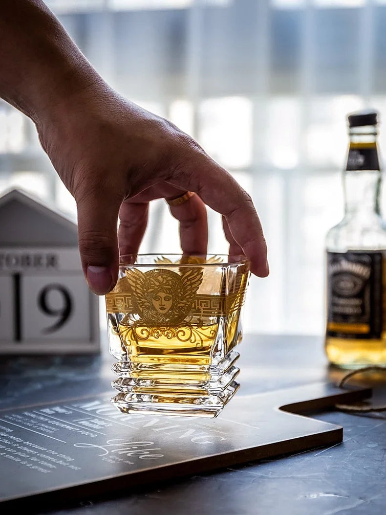 Creative Crystal Whiskey Glass Medusa Gold Portrait Glass Multi functional Beer Glass Bar Utensils Quake