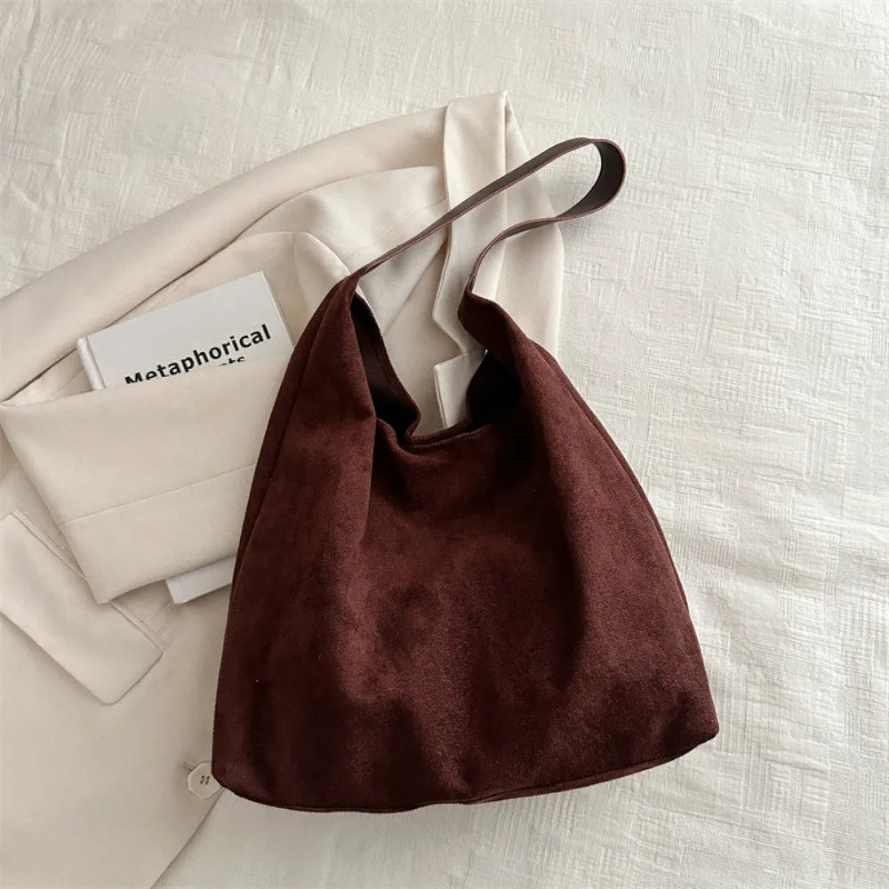 New Autumn and Winter Vintage Women's Bag Large Capacity Fashion Suede Shoulder Bag Simple Solid Color Versatile Bucket Bag Quake Coffee