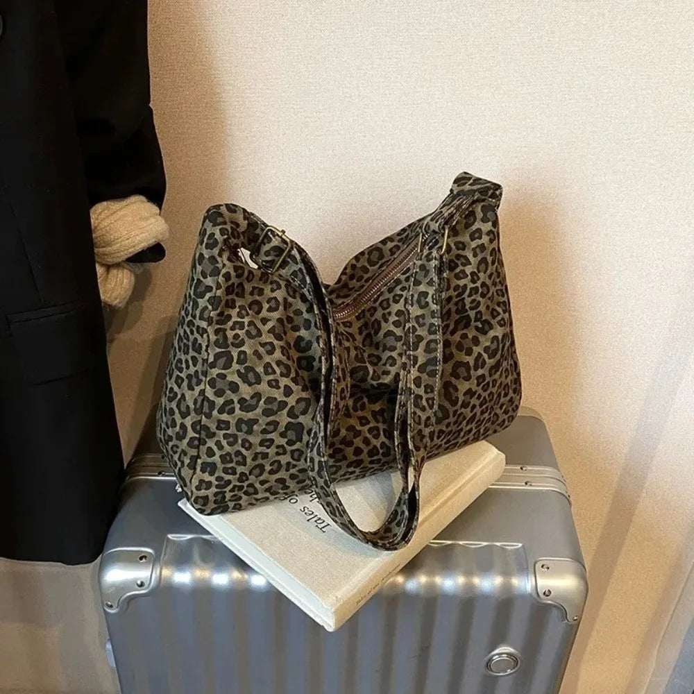 New Soft Textile Women's Shoulder Bag Large Capacity Adjustable Strap Leopard Print Bag Tote Handbag Quake Khaki