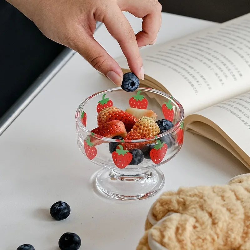 Cute Strawberry Ice Cream Bowl Children's Home Ice Cream High Footed Bowl Fruit Salad Dessert Bowl Quake