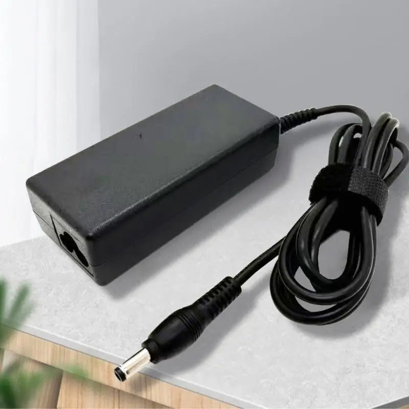 19V 3.42A 65W Notebook Power Adapter 34 Changeable Tips Replacement Laptop Safe Charging for Notebook Accessories K1KF Quake