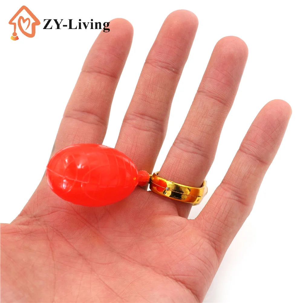 1Pcs Funny Prank Jokes Fool's Day Water Ring Spray Squirt Ring Tricky Toy Quake