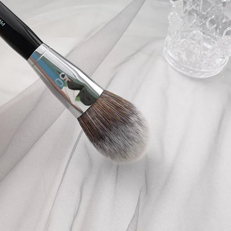 1Pc Large Cosmetic Soft Powder Blush Brush Makeup Brush Tool Make Up Face Cheek Cosmetic Beauty Smooth Hair BrushTool Quake