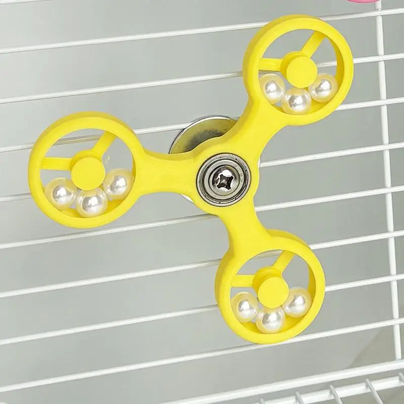 1Pcs Cockatiel Conure Parakeets Interactive Bird Toys Rotating Spinner Wheel Parrot Toy DIY Accessories For Bird Cage Quake yellow