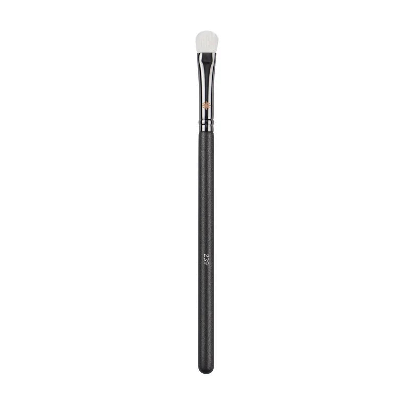 P Series Makeup Brush High Quality Animal Bristles Loose Powder Foundation Blush Concealer Brush Beauty Tools For Women Quake Smudge Brush