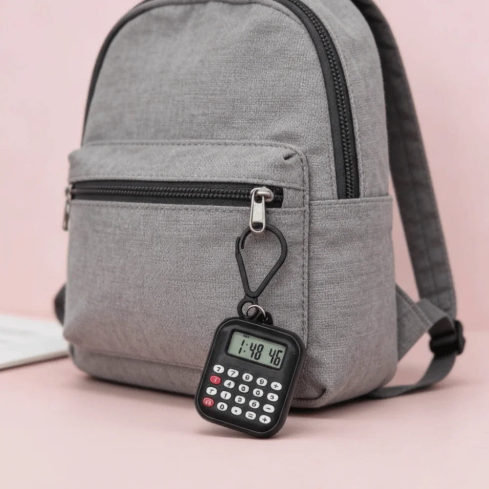 Multifunctional Mini Calculator 8 Digits Display Portable Keychain Calculator Lightweight Silent Button Electronic Calculator Quake