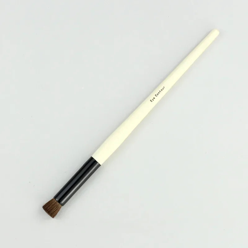 Professional Makeup Brushes For Broom Foundation Eye Liner Shadows Contour Lipgloss Eyeshodaws Brush косметика Quake N