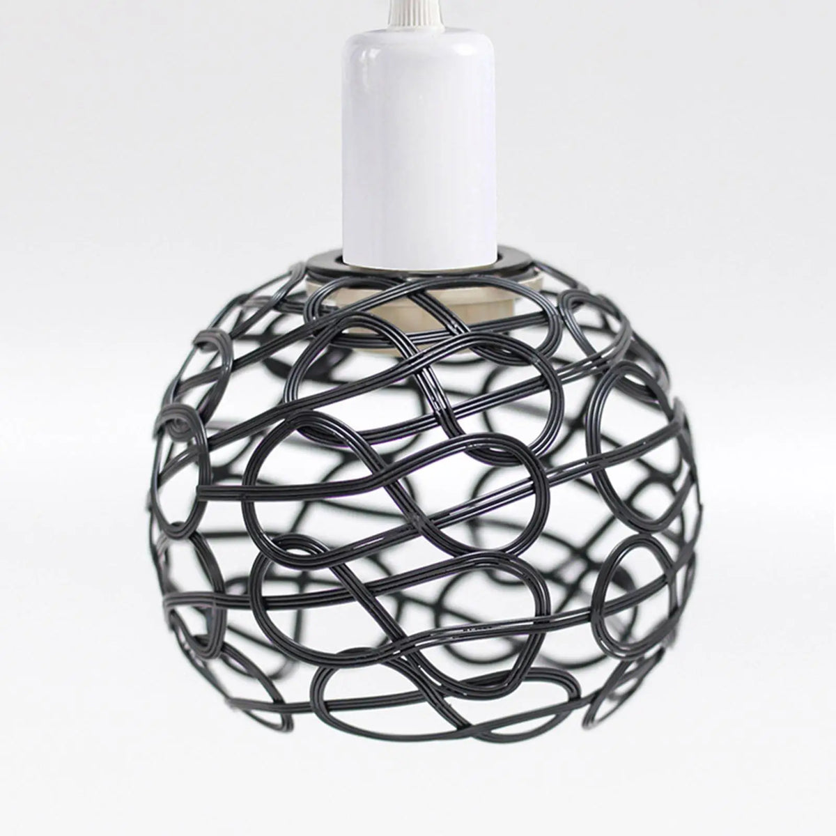 Sturdy Iron Lamp Shade Ceiling Light Fixture Cover Hollow Design Pendant Lampshade for Bedroom Living Room Decor Quake