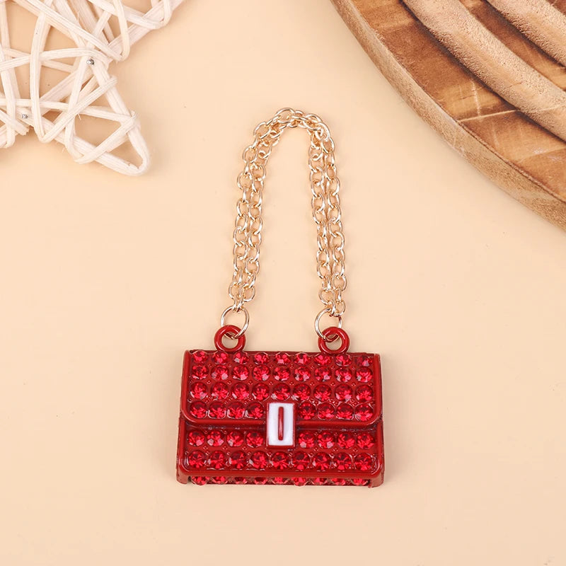 1Pcs Miniature Fashionable Dollhouse Metal Chain Handbag Set Pack Doll Bags for Clothes Accessories Toy for Kids Quake Red