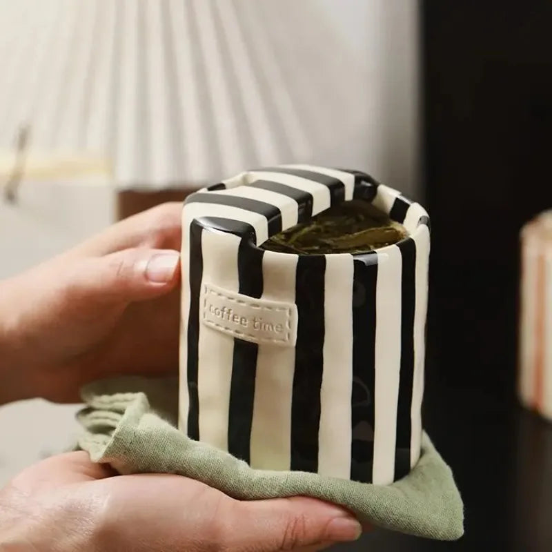 Modern Striped Ceramic Coffee Cup Hand Painted Simple Flower Tea Cup Home Breakfast Milk Mug Couple Mug Birthday Gift Home Decor Quake