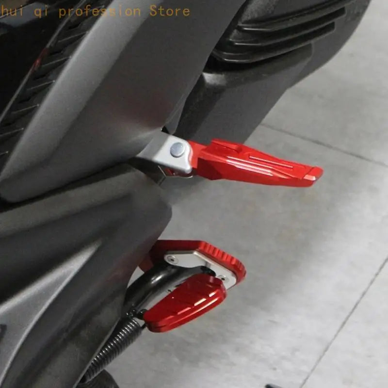 Rear Passenger Foot Peg Footrests Footpeg Pedal for NMAX155/125 XMAX300/250 2pcs H8WE Quake