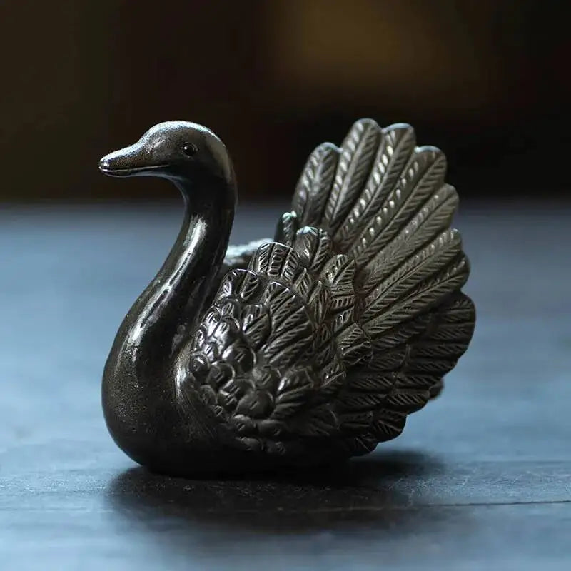 Yixing Zisha Tea Pet Color-changing Swan Ornament Tea Tray Craft Sculpture Ceramic Decoration Quake