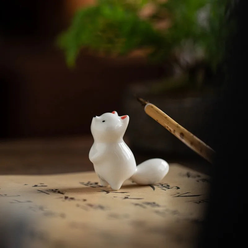 Fun Mini Fox Tea Pet Ornament Creative Cute Pet Home Decor Living Room Desktop Decoration Quake