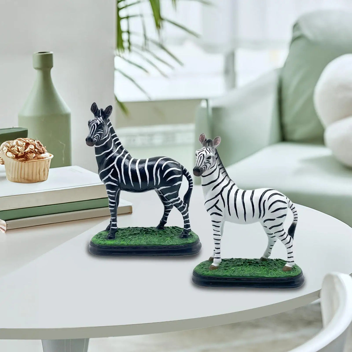 Zebra Statue Resin Decoration Vivid Shape, Zebra Sculpture, Animal Figurine for Coffee Table, Bedroom, Cabinet Shelf Quake