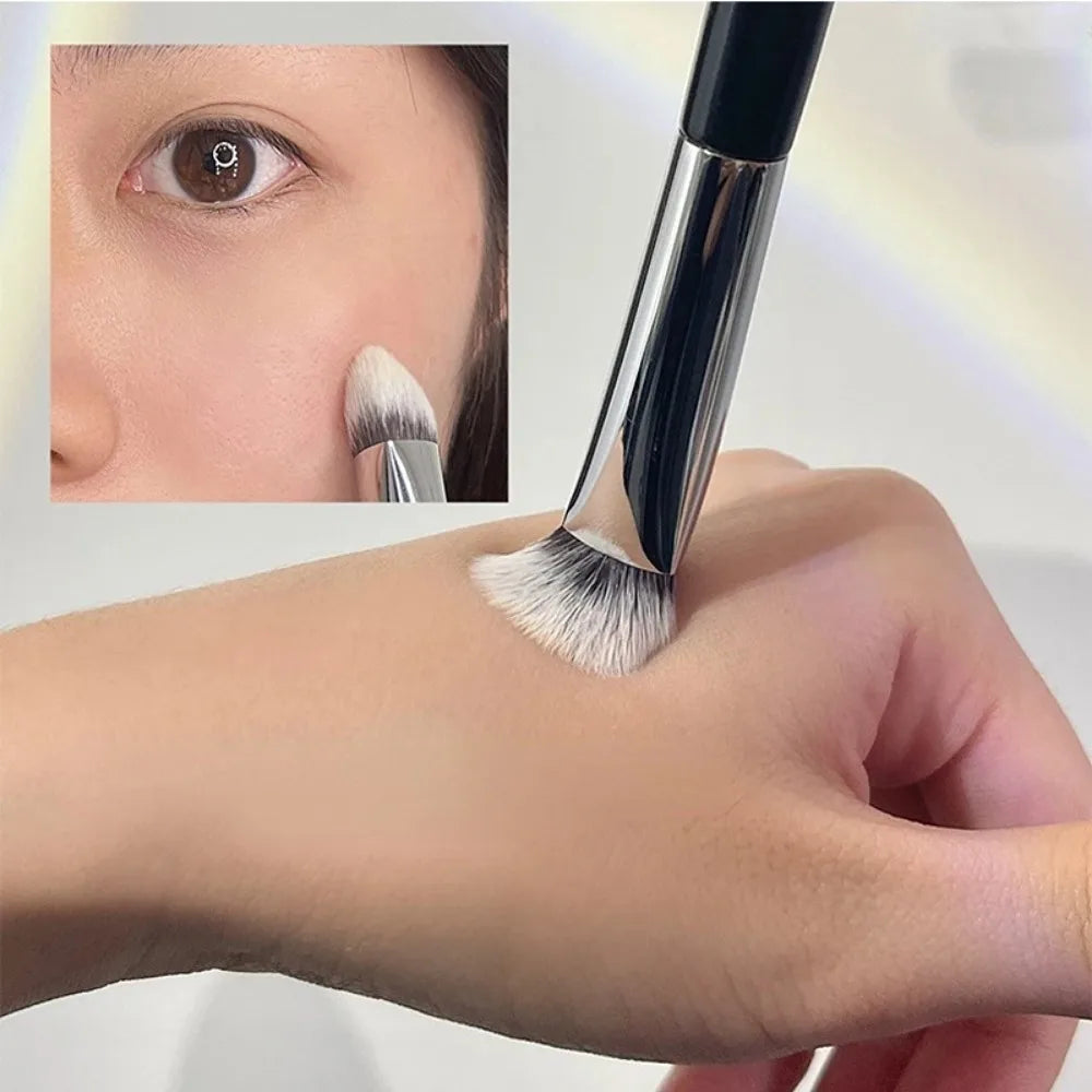 Contour Highlight Detail Brush Cosmetic Beauty Karsyngirl Foundation Concealer Makeup Brushes Three-sided Slope Brush Tool Quake