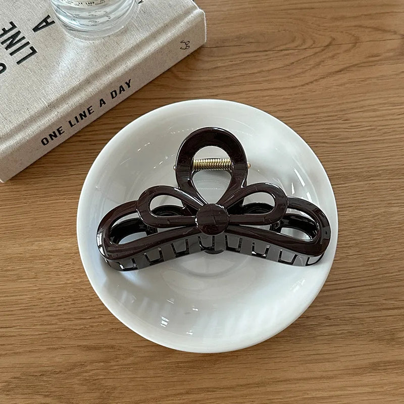 S/L Vintage Solid Color Acrylic Knot Bowknot Hair Claws for Women Girls Shark Clip Simple Versatile Head Accessories Wholesale Quake L qkl