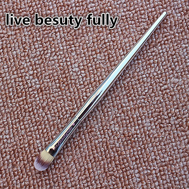 IT212 Beauty Cosmetic Brush Silver Chromed Handle Professional Concealer Brushes Eyeshadow Brush Makeup Pen Tool Quake