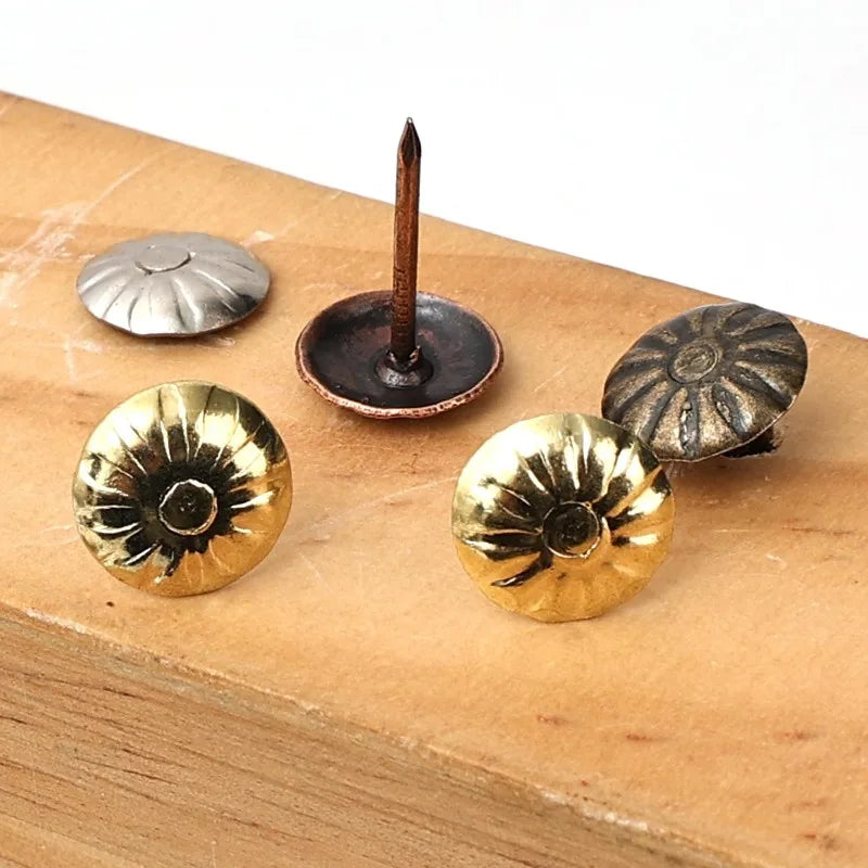 Vintage Flower Shaped Furniture Decorative Nails Rust-proof Furniture Repair Leather Fixed Pushpin DIY Photo Frame Decor Nails Quake