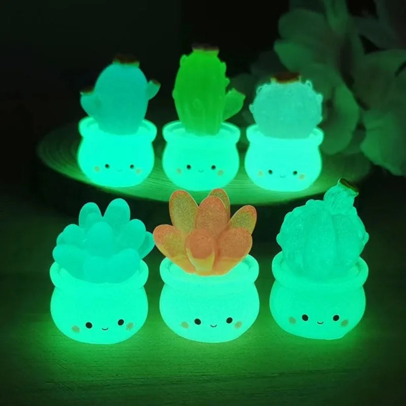 6/1Pcs Luminous Mini Cactus Figurines Cute Resin Succulents Plant Car Ornaments Toys Glowing Microlandscape Garden Decoration Quake