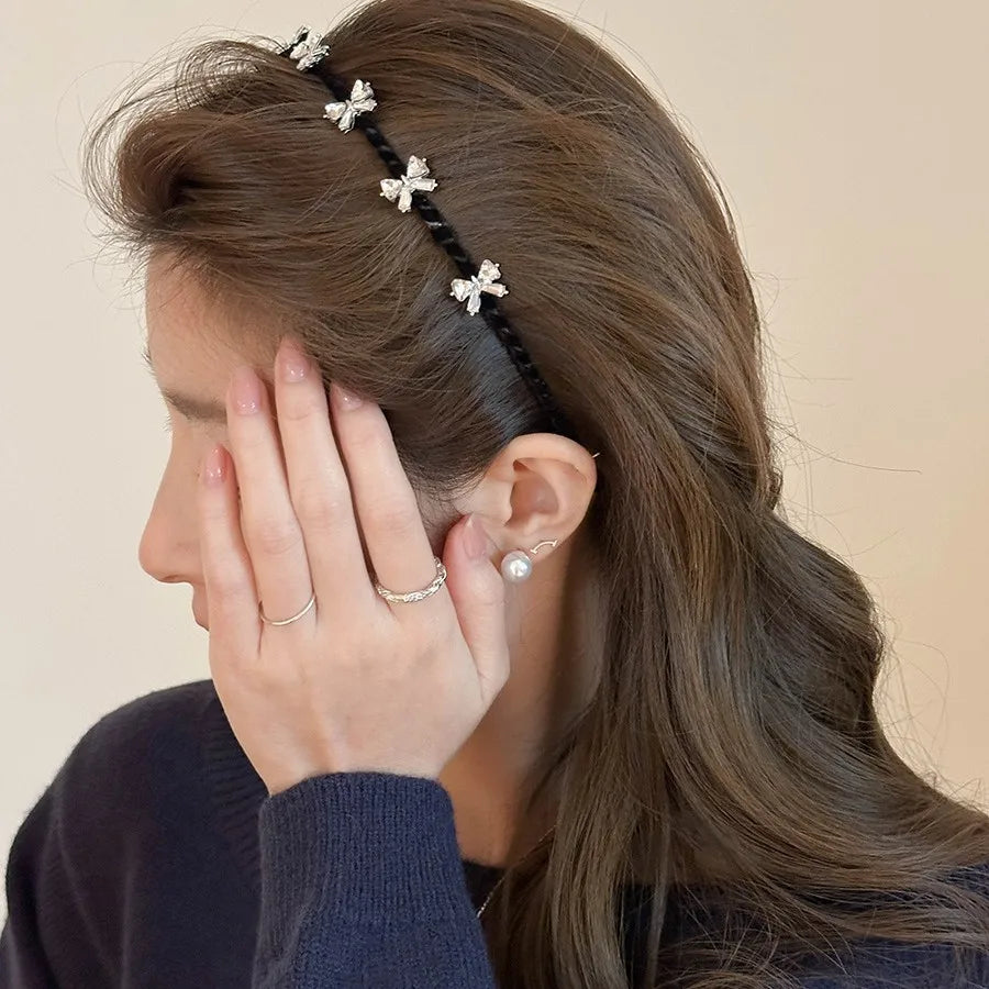 Slim Edged Rhinestone Bow Headband for Women Girls Korean Style Fashion Versatile Headband Hair Styling Accessories for Outings Quake