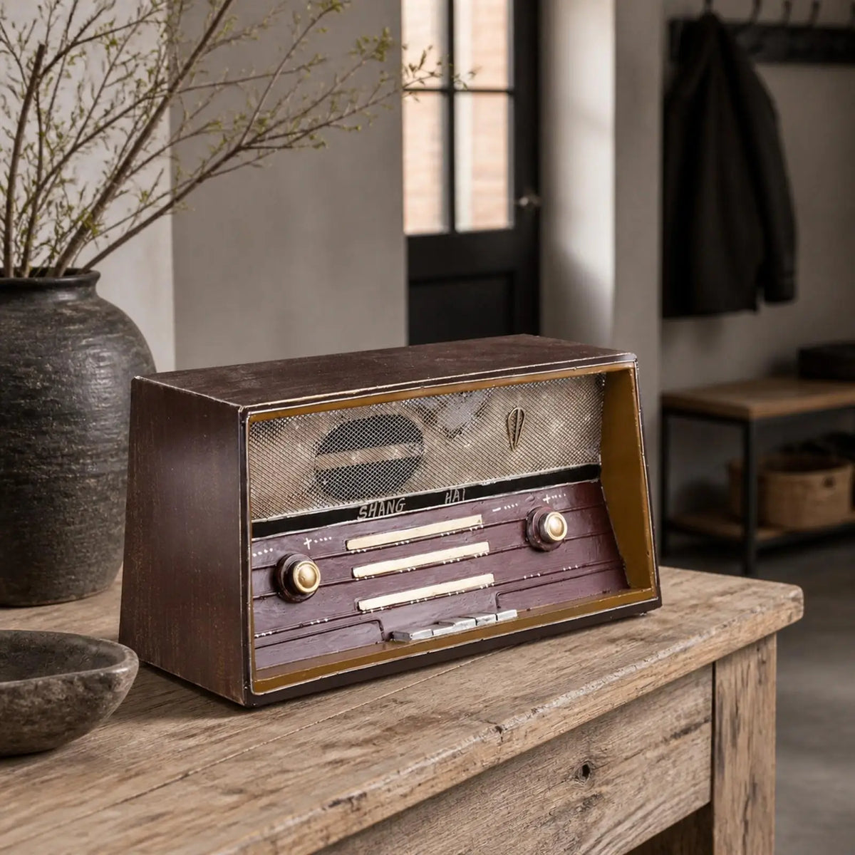 Decor Nostalgic Iron Decorative Radio with Speaker Grille for Rods Quake