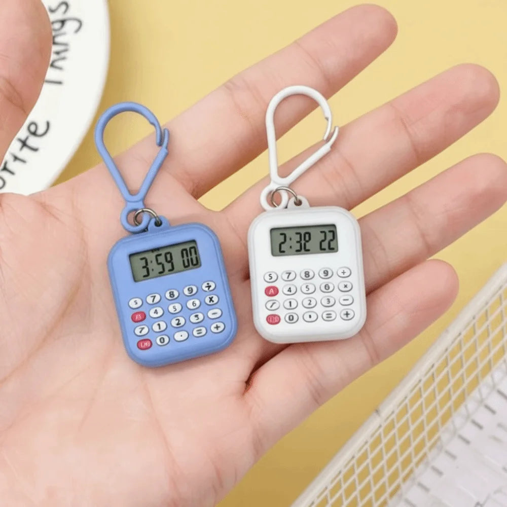 Multifunctional Mini Calculator 8 Digits Display Portable Keychain Calculator Lightweight Silent Button Electronic Calculator Quake
