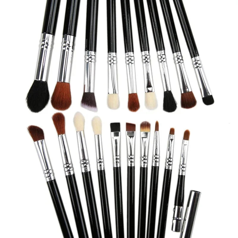 19Pcs/Set Makeup Brushes Cosmetic Powder Eye Shadow Foundation Blush Blending Beauty Professional Make Up Brush Cosmetic Kit Quake