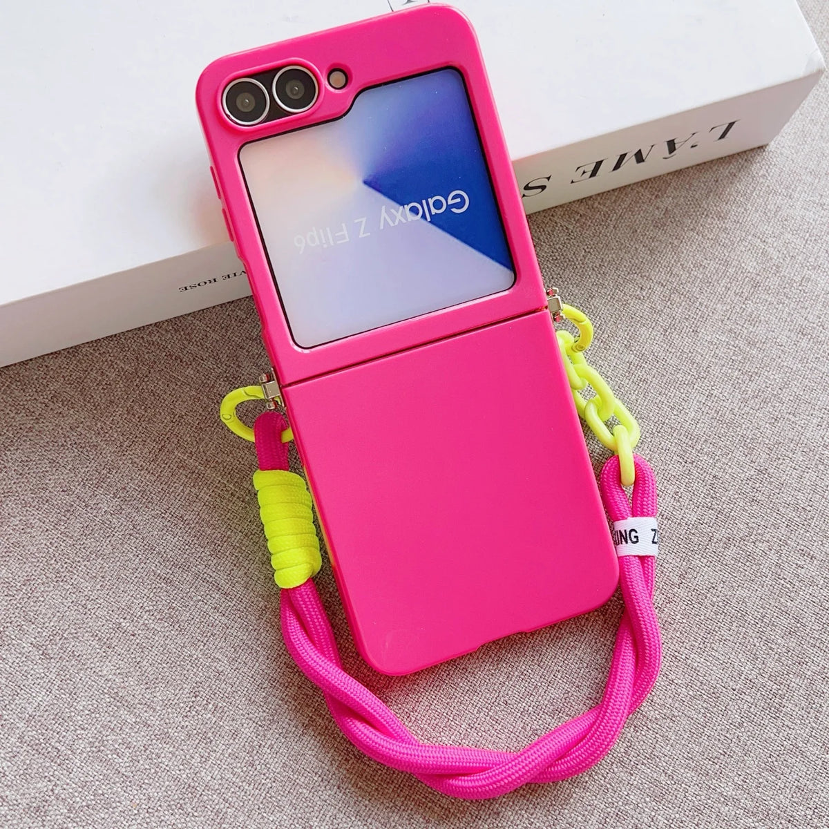 For Samsung Galaxy Z Flip7/Flip6/Flip5/Flip4 Anti-Drop Soft Phone Case with Lanyard Durable Protective Cover for Women Men Quake Peach red Galaxy Z Flip6