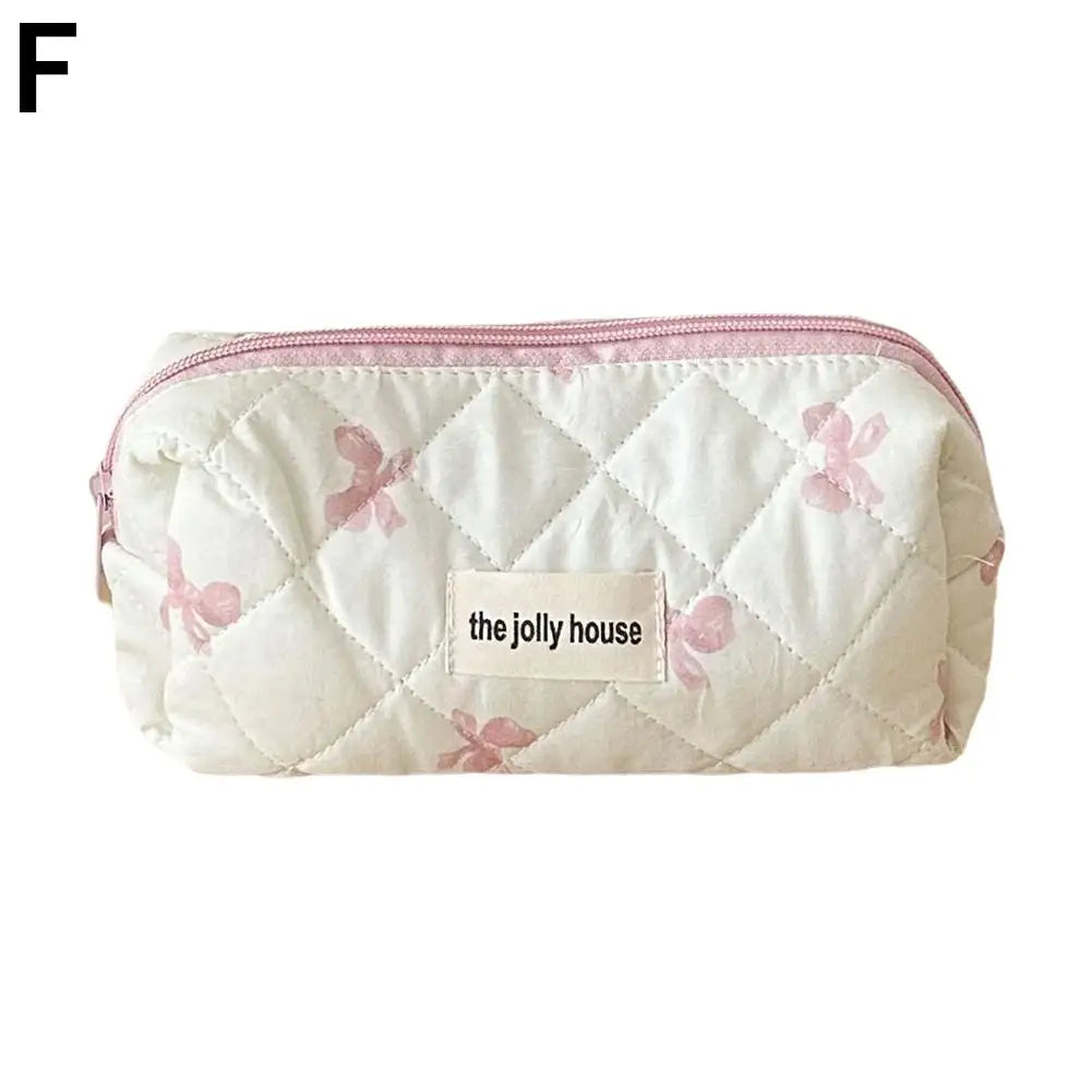 Quilted Makeup Bag 3 Sizes Floral Toiletry Cosmetic Pouch Makeup Organizer Travel Floral Bag for Bridesmaid Gifts, Daily Use Quake pink-S