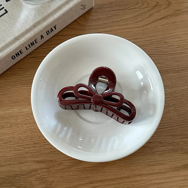 S/L Vintage Solid Color Acrylic Knot Bowknot Hair Claws for Women Girls Shark Clip Simple Versatile Head Accessories Wholesale Quake S jh