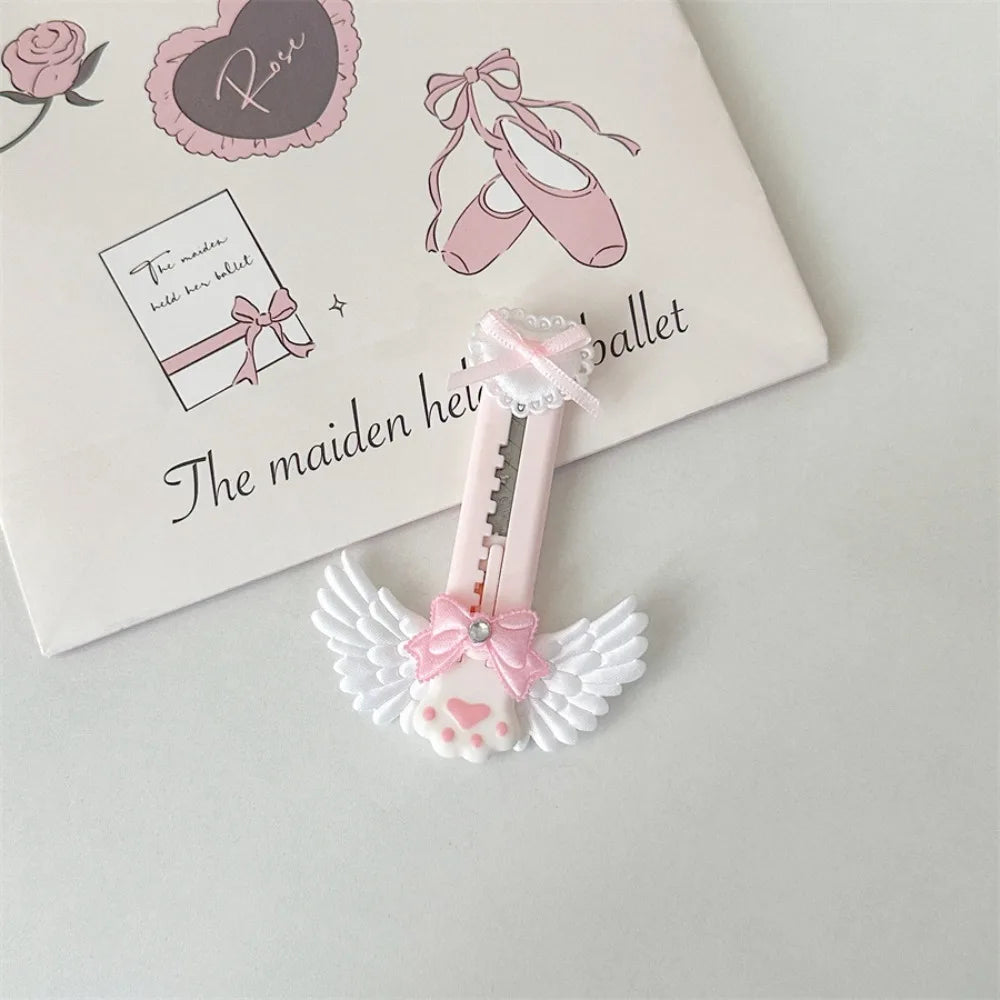 Mini Bowknot Style Utility Knife Lightweight Compact Envelope Opener Cat Paw Exquisite Mail Knife Quake