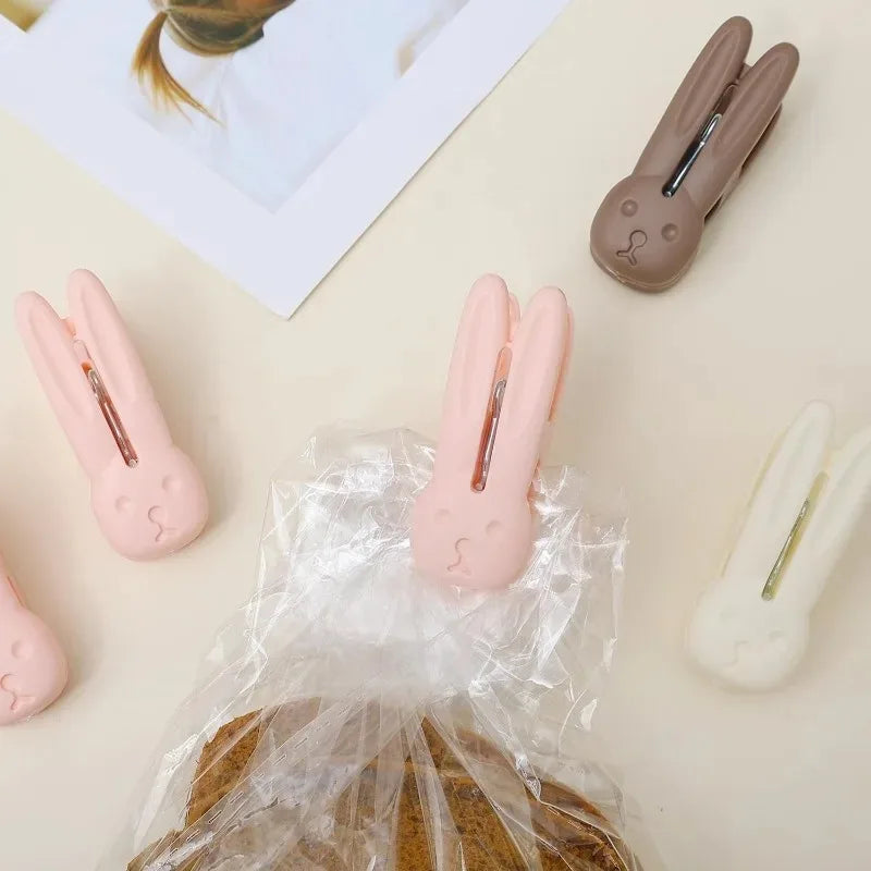 12PCS Windproof Clothes Socks Laundry Clips Cartoon Rabbit Plastic Clothesline Clip Multi-functional Household Storage Clips Quake