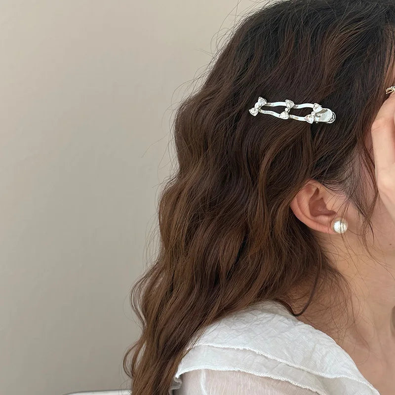Korean Silver Metal Hairpin, Sweet and Cool Rhinestone, New Bow Side Clip, Side Bangs Hairpin. Quake