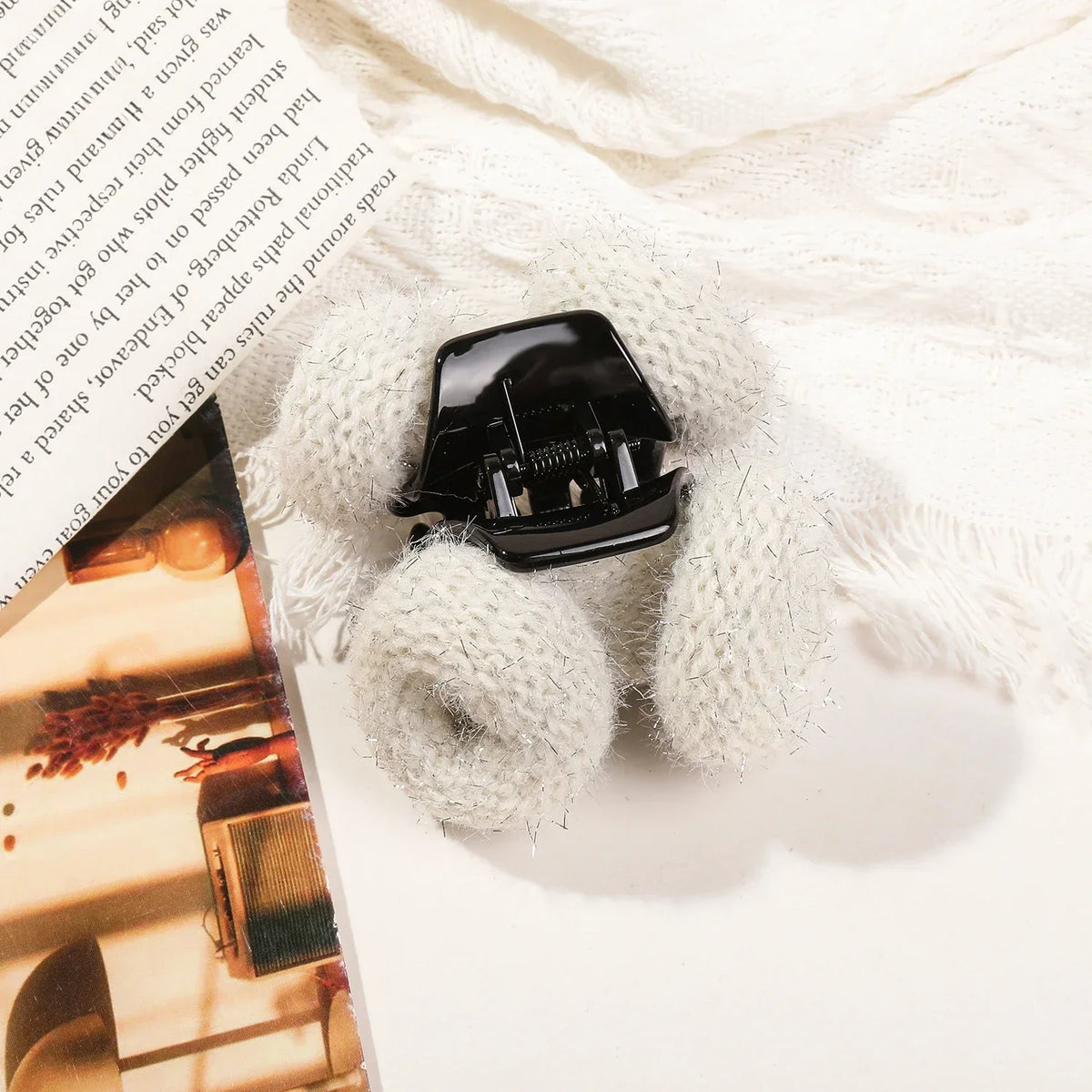 Autumn Winter Solid Color Wool Knitted Hair Claw Korean Fashion Sweet Ponytail Clip Handmade Female Hair Clip Hair Accessories Quake ys beige