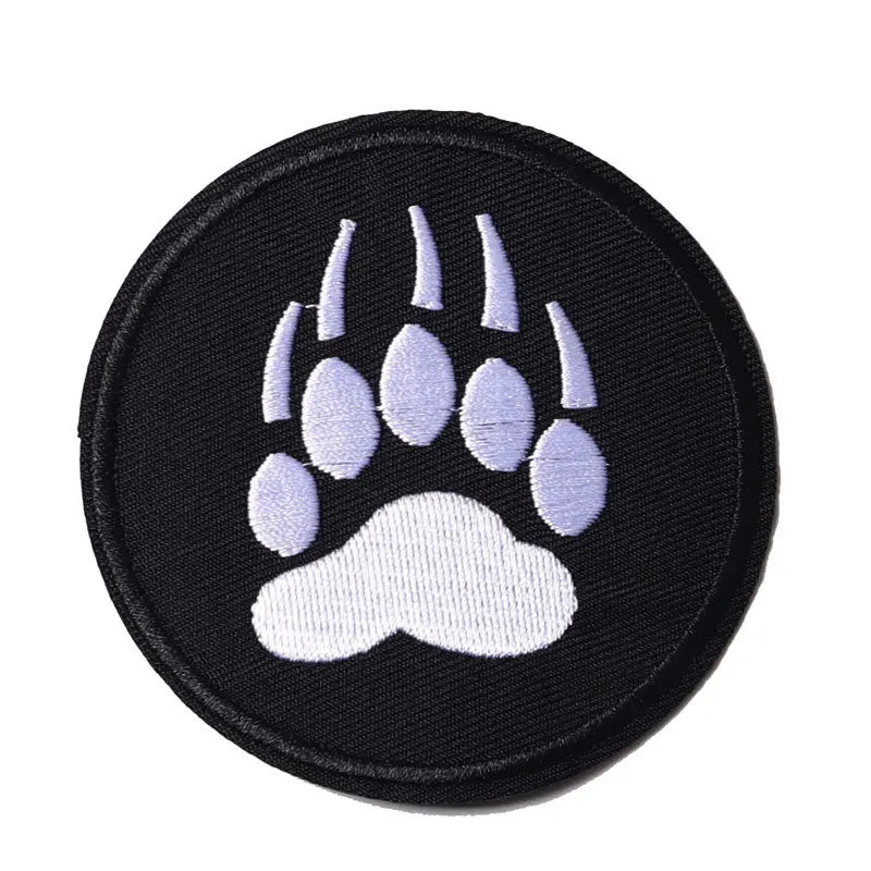 Round bear paw size: 7.9x7.9cm Patch Embroidery Applique Ironing Sewing Supplies Decorative Badges For Clothing Accessories Quake