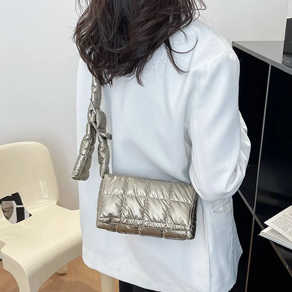 Fashion Quilted Tote Bag Winter Lightweight Warm Down Cotton Padded Plaid Shoulder Bags Women Underarm Bags Puffy Handbags Quake