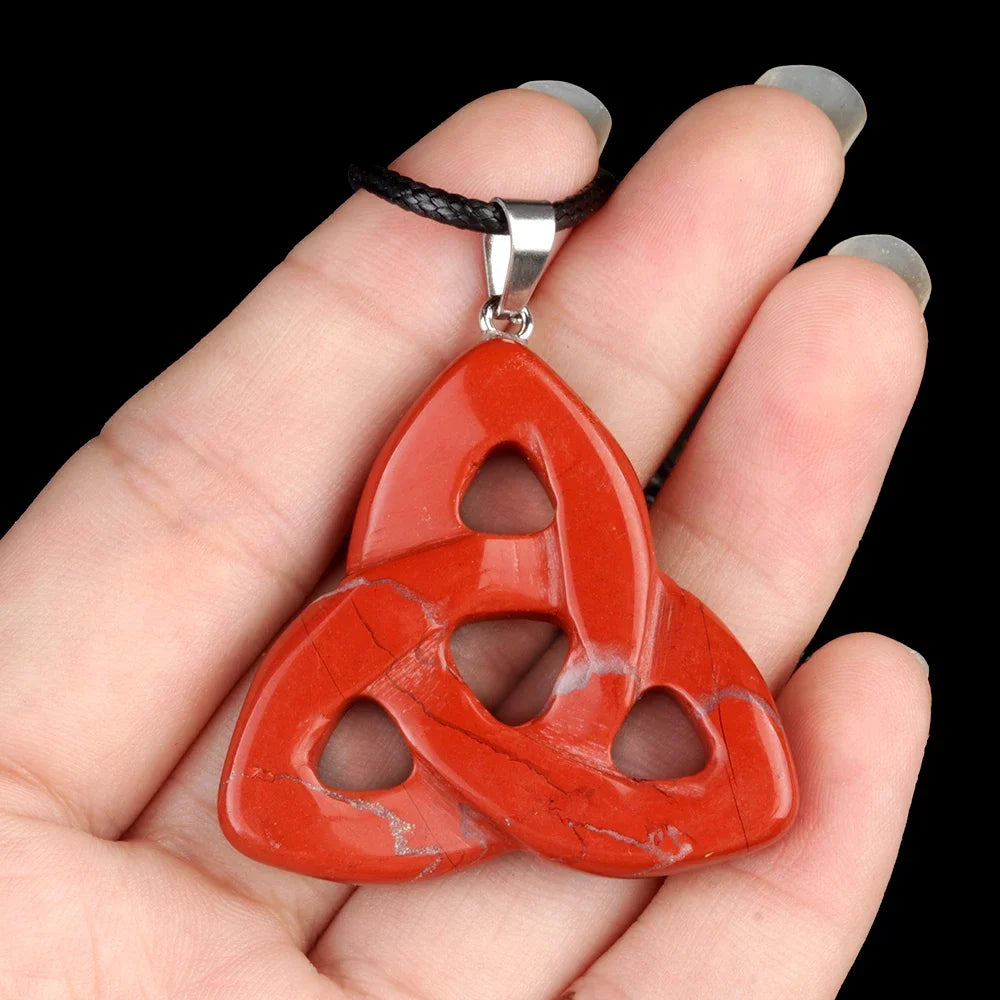 Hot Sale Witch Knot Pendant Necklace Natural Stone Rose Quartz/Amethyst Irish Pendant Lucky Gift For Women And Man Quake Red Stone