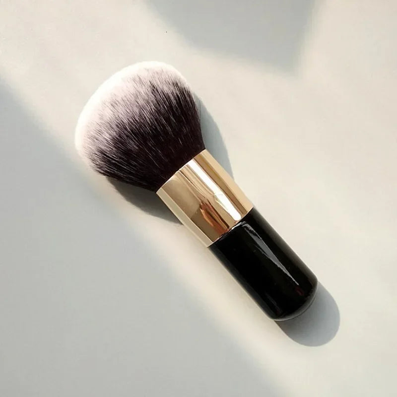 Large Size Powder Foundation Brush Professional Makeup Brush Multifunctional Cosmetic Blush Sculpting Bronzer Brush Makeup Tool Quake