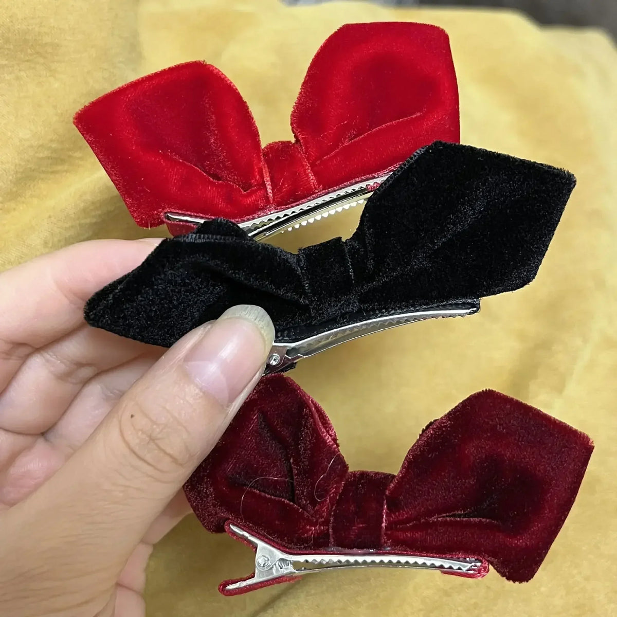 2pcs Velvet Bow Hair Clips Princess Sweet Bangs Side Hairpin Korean Fashion Duckclip Women Girls Hair Style Headwear Accessories Quake