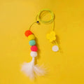 Feather Ball Caterpillar Cat Toy, Pet Self Hi Toy, Hanging Retractable Rope Sound Toy Quake Feather Caterpillar