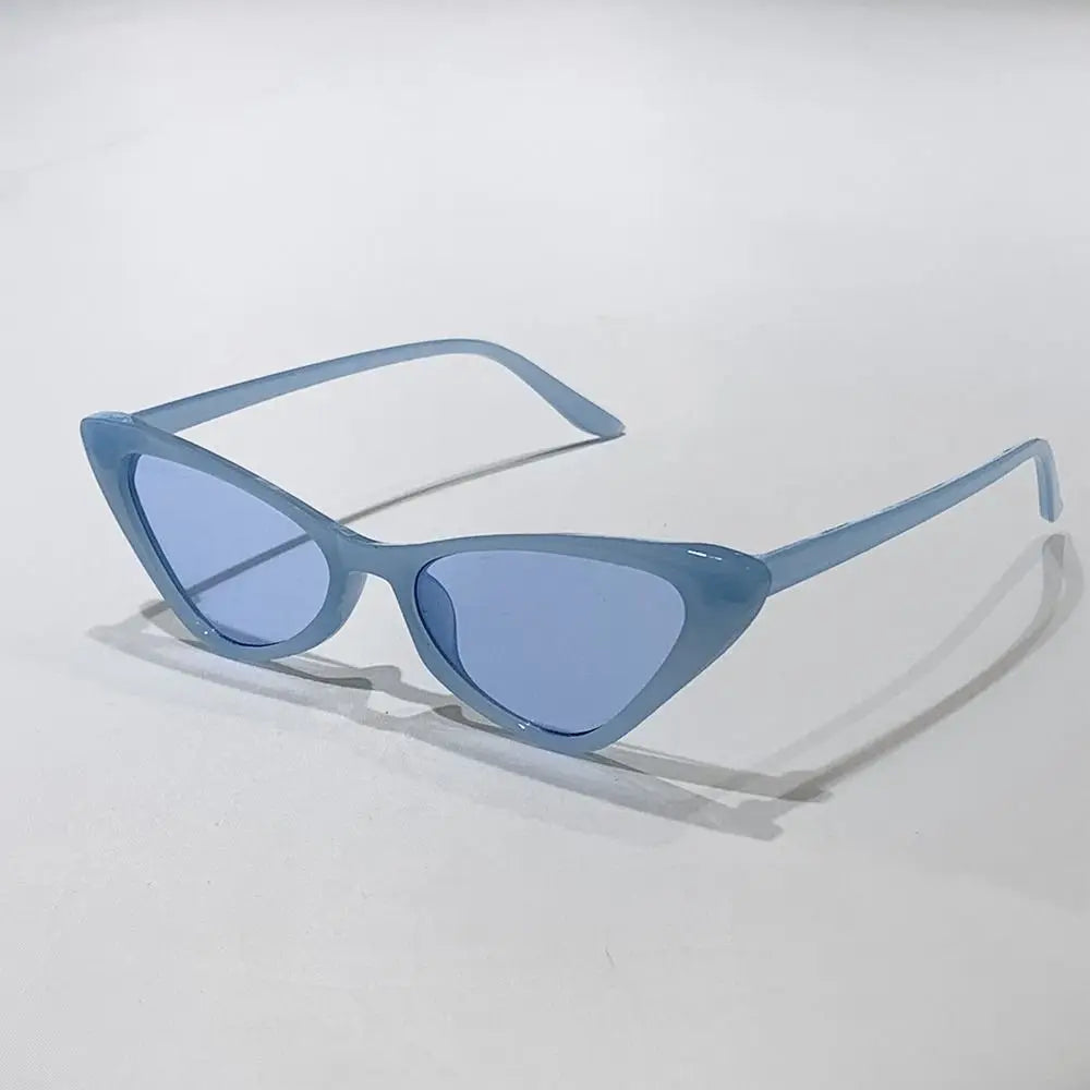 Vintage Small Frame Cat Eye Sunglasses UV400 Protection Trendy Retro Shades Streetwear Accessories for Women Quake