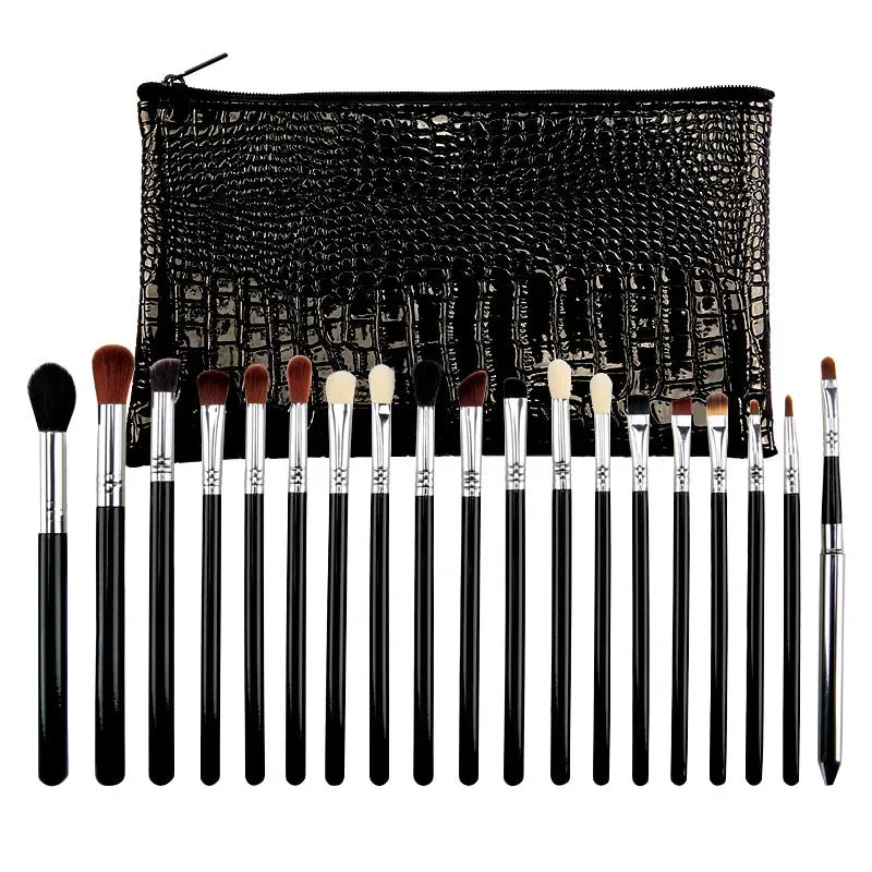 19Pcs/Set Makeup Brushes Cosmetic Powder Eye Shadow Foundation Blush Blending Beauty Professional Make Up Brush Cosmetic Kit Quake