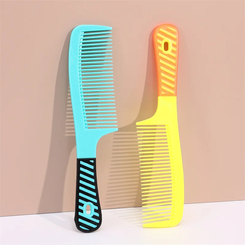 5pcs Random Color Fine Tooth Comb Set Essentials Styling Round Combs Plastic Handle Hairdressing Tools for Grooming and Beauty Quake