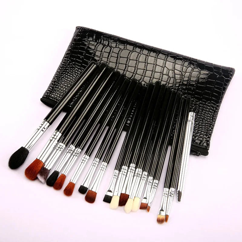 19Pcs/Set Makeup Brushes Cosmetic Powder Eye Shadow Foundation Blush Blending Beauty Professional Make Up Brush Cosmetic Kit Quake