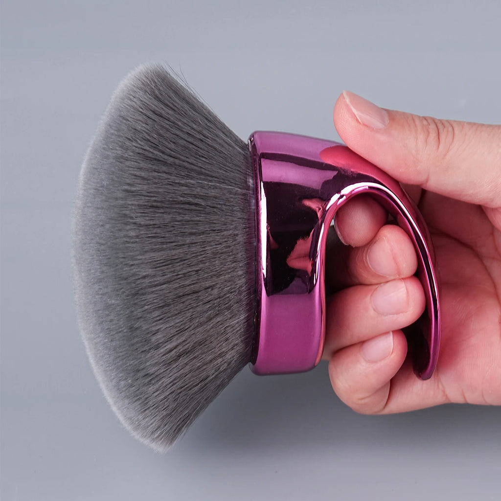 1 PCS Beauty Blend & Blur Body Kabuki Brush, Self Tanner Brush For Body Makeup & Foundation, Vegan, Cruelty-Free Quake