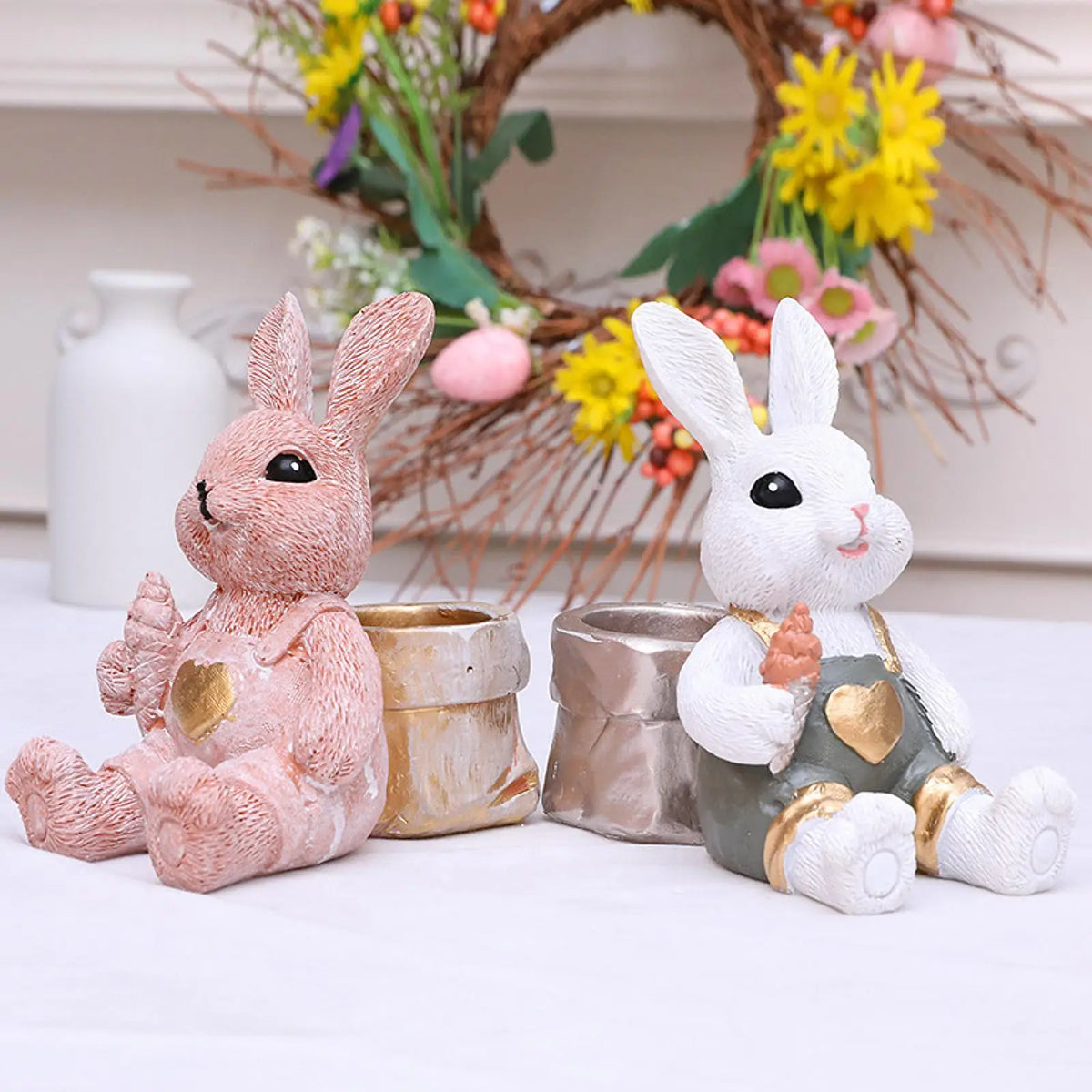 Easter Bunny Figurine Decorative Cute Easter Decoration Tabletop Ornament Animal Sculpture for Desk Home Bedroom Entrance Office Quake