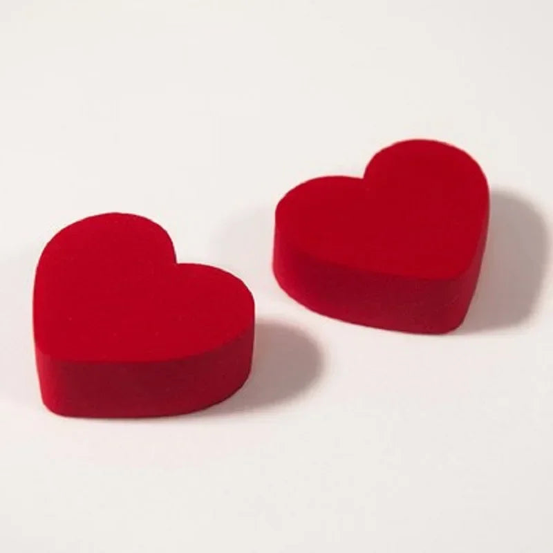 Rose Red Heart Soft Sponge Puff Wet and Dry Dual Use Makeup Beauty Puff Liquid Foundation Sponge Cosmetic Tools 1pc 6.5x5.5x2CM Quake