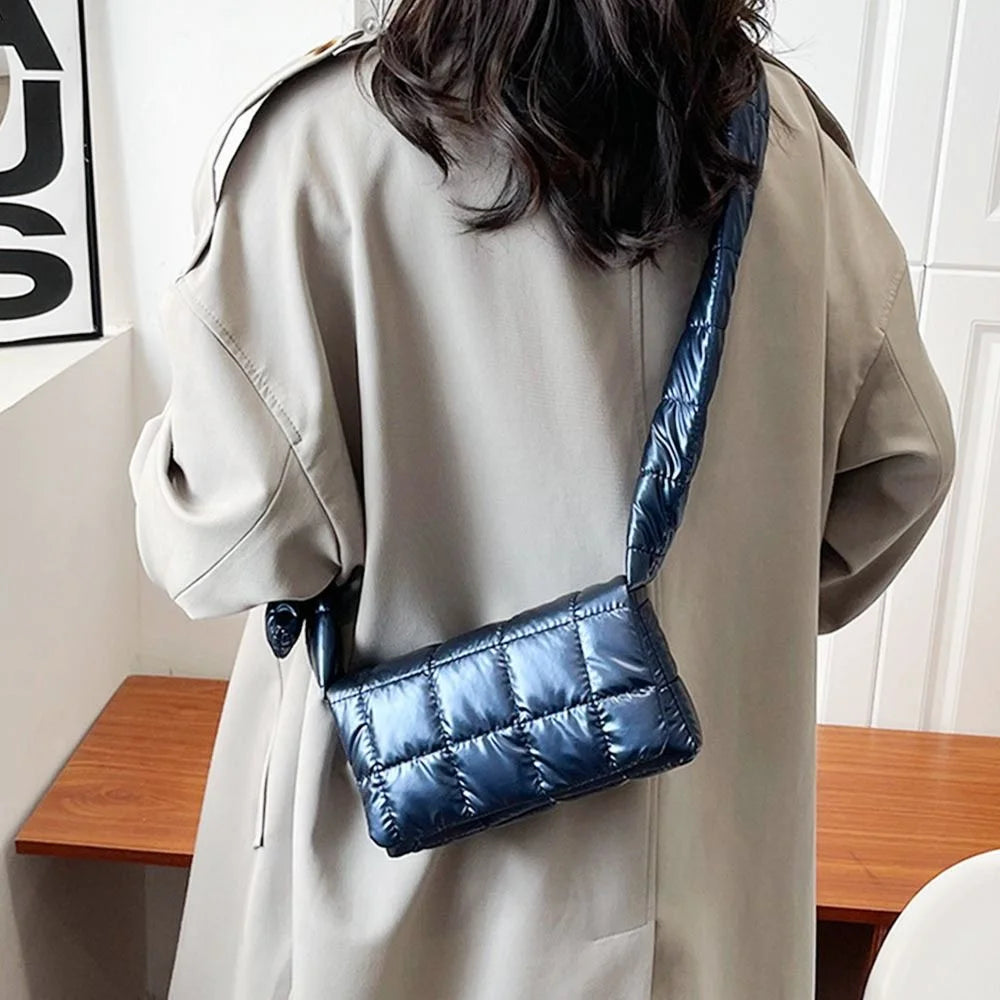 Fashion Quilted Tote Bag Winter Lightweight Warm Down Cotton Padded Plaid Shoulder Bags Women Underarm Bags Puffy Handbags Quake