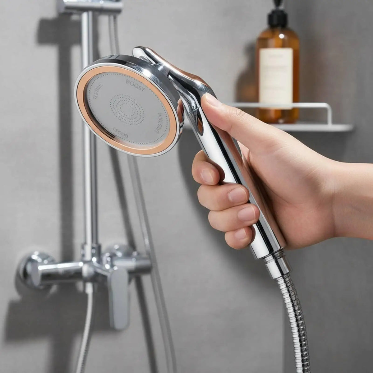 High Pressure Shower Fixture ON/OFF Pause Switch Rotating Shower Fixture Quake
